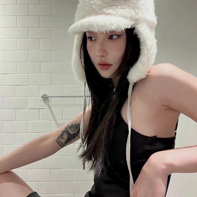 美女和液体人